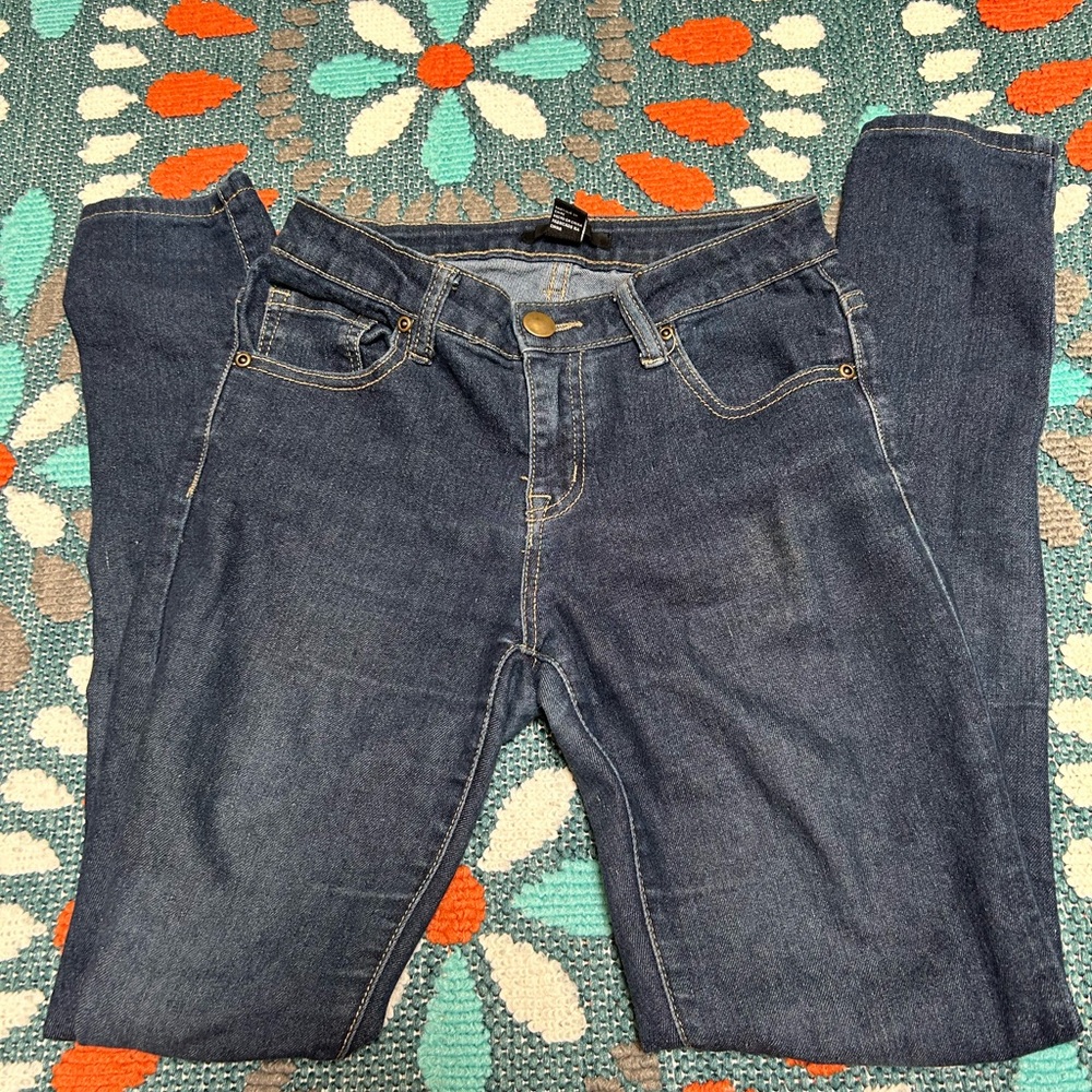 Forever 21 size 24 dark wash slim fit jeans